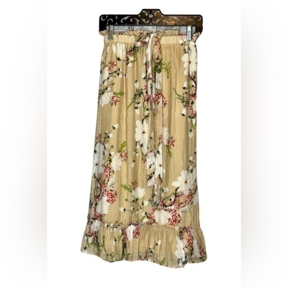 Plus size Beige Floral Skirt 1xl
